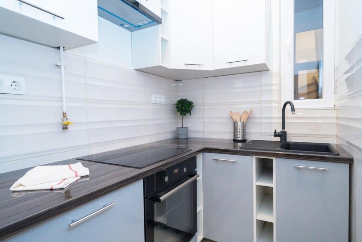 Ultra Central Large Stylish Apartment Budapest Bagian luar foto